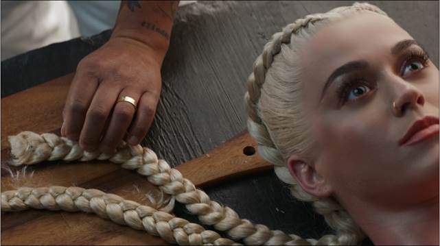 KATY PERRY, RELEASES VIDEO FOR BON APPÉTIT