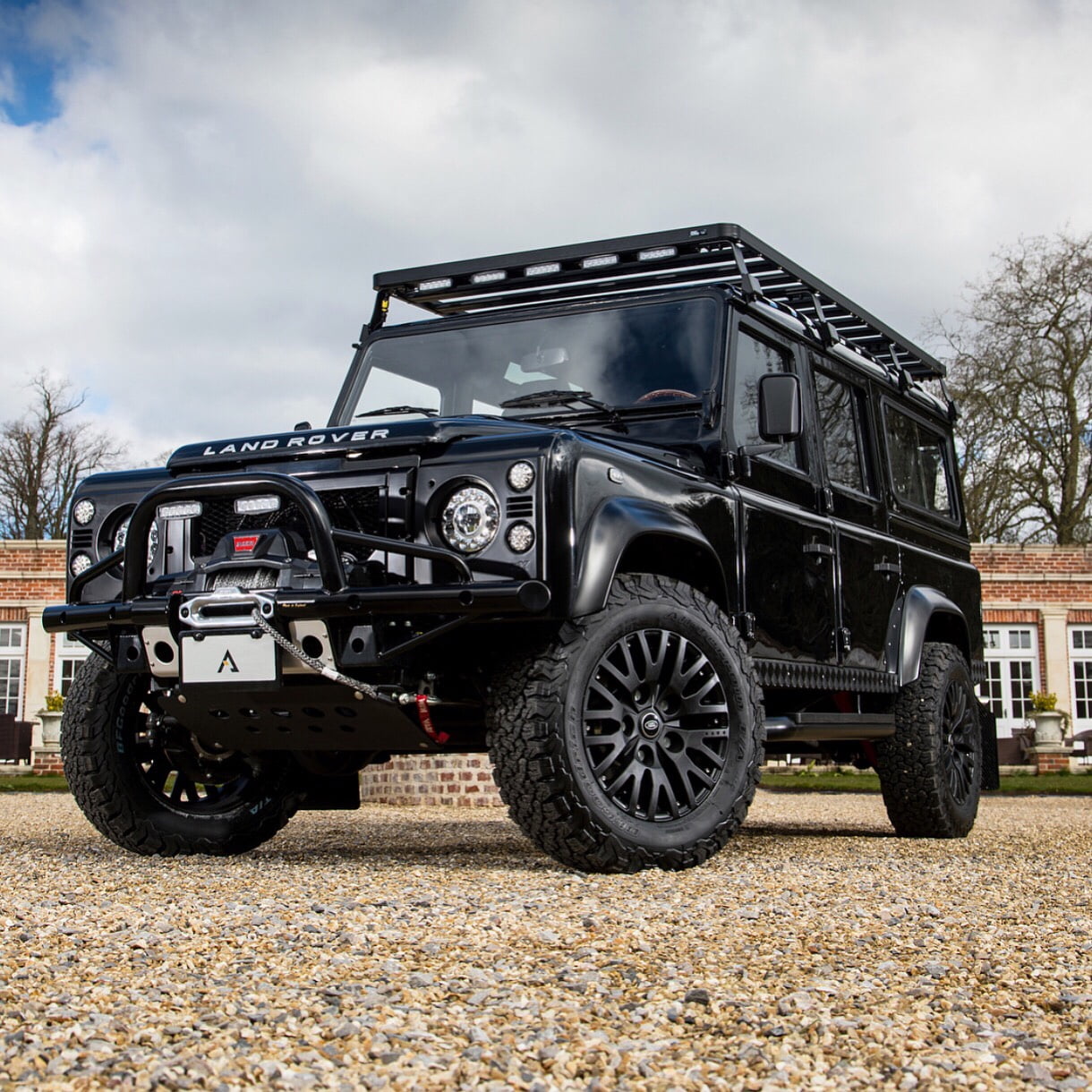 Lr defender