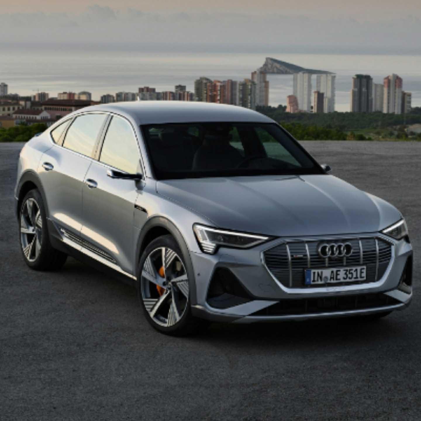 Thenewsmarket.com, audi ,e-tron, sportback, 360 MAGAZINE