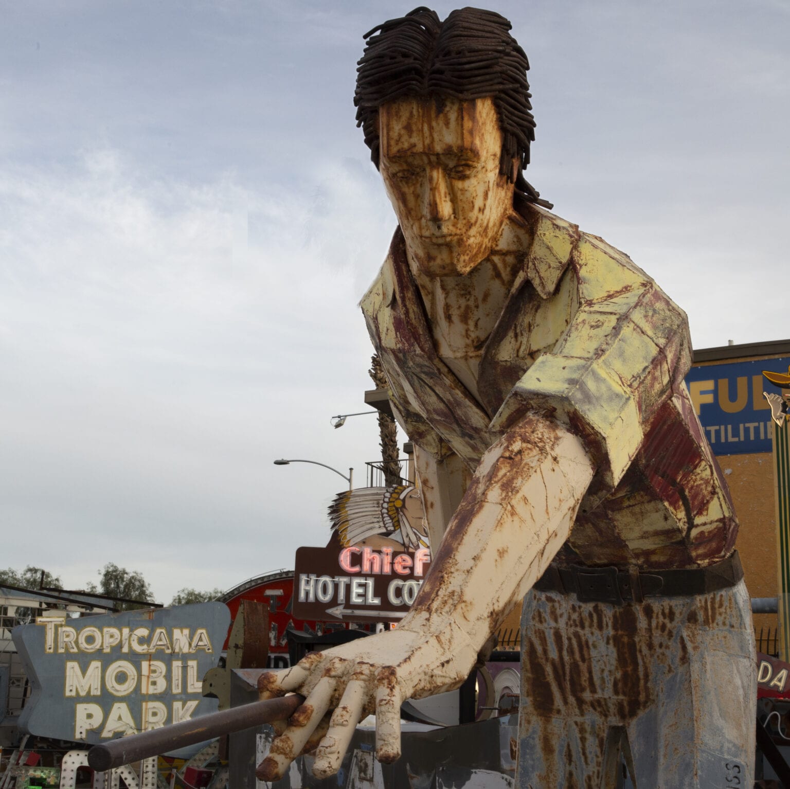 neon museum, 360 magazine, vaughn lowery