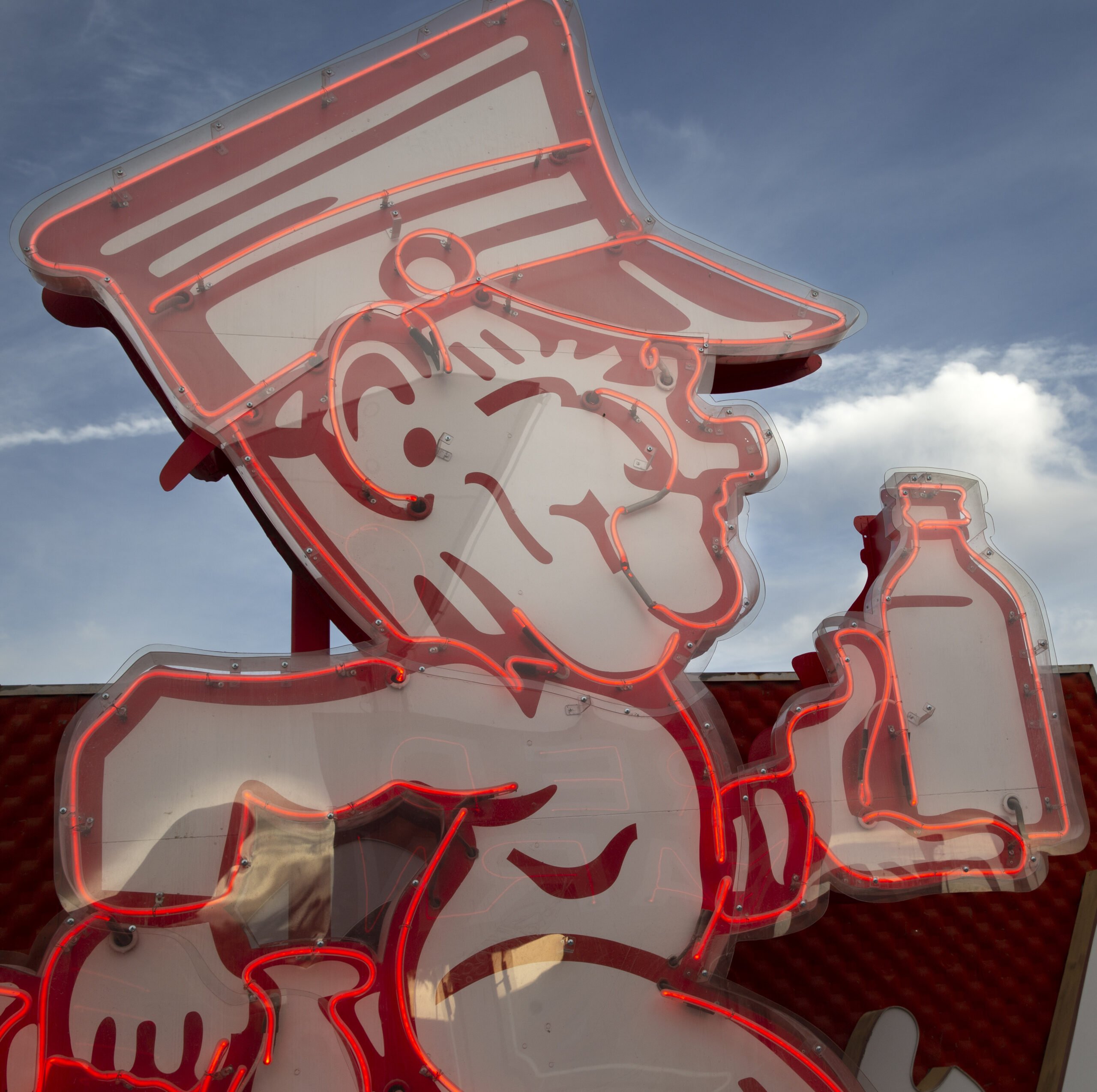 neon museum, 360 magazine, vaughn lowery