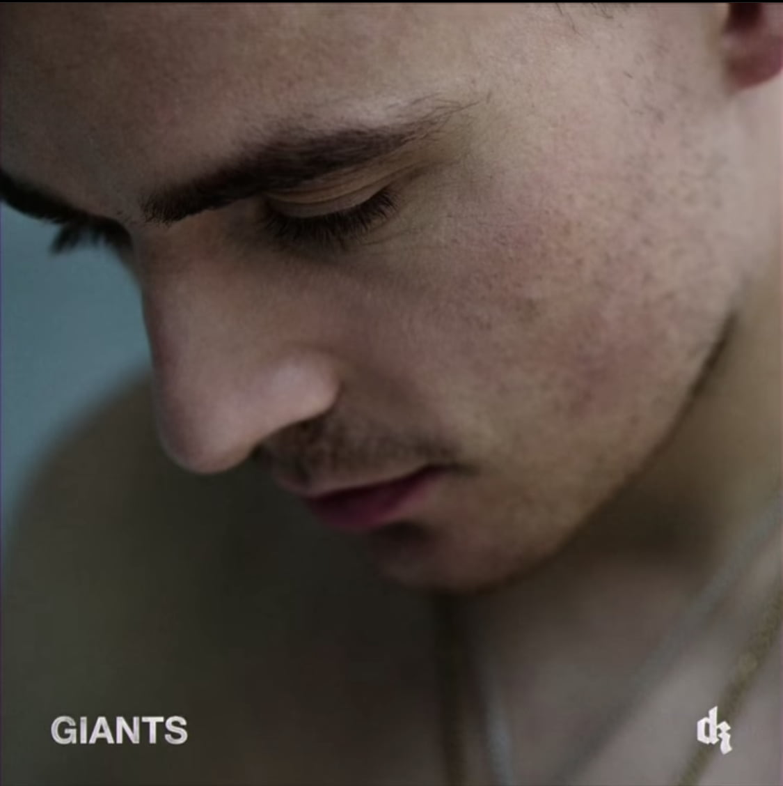 Dermot Kennedy - Giants - 360 MAGAZINE - GREEN | DESIGN | POP | NEWS