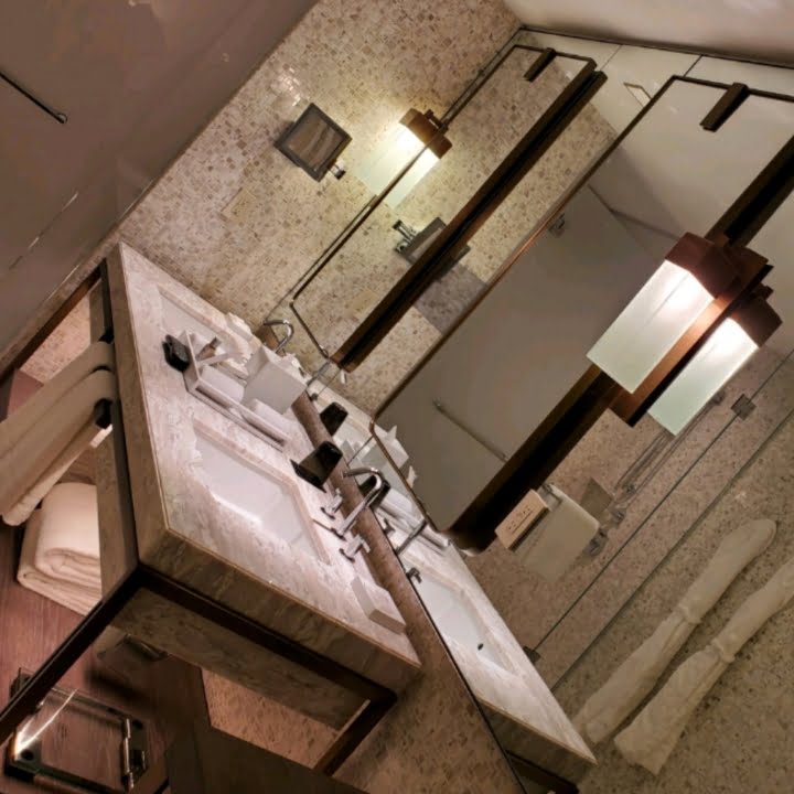 Vaughn lowery, 360 magazine