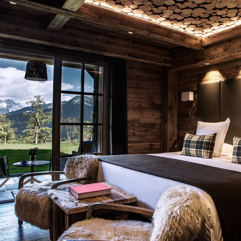 Rustic and beautiful suite at The Refuge de la Traye