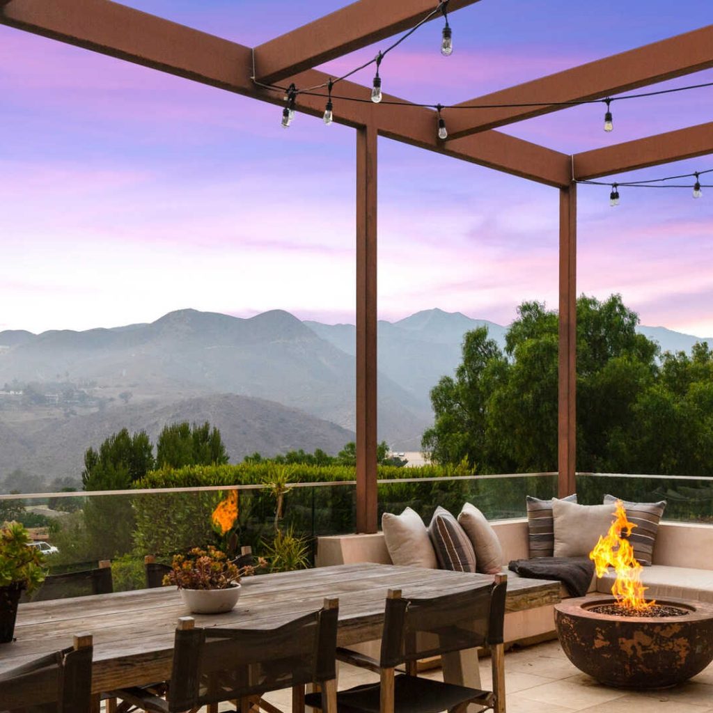 Hemsworth Brothers' List Their Malibu Mansion 360 MAGAZINE GREEN