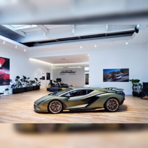 Lamborghini Lounge NYC Sián image via Morgan Theys (Extension PR) for use by 360 Magazine