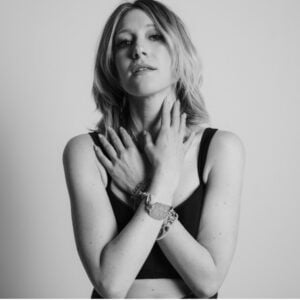 Lana Love - Loaded Gun - 360 MAGAZINE - GREEN DESIGN POP NEWS