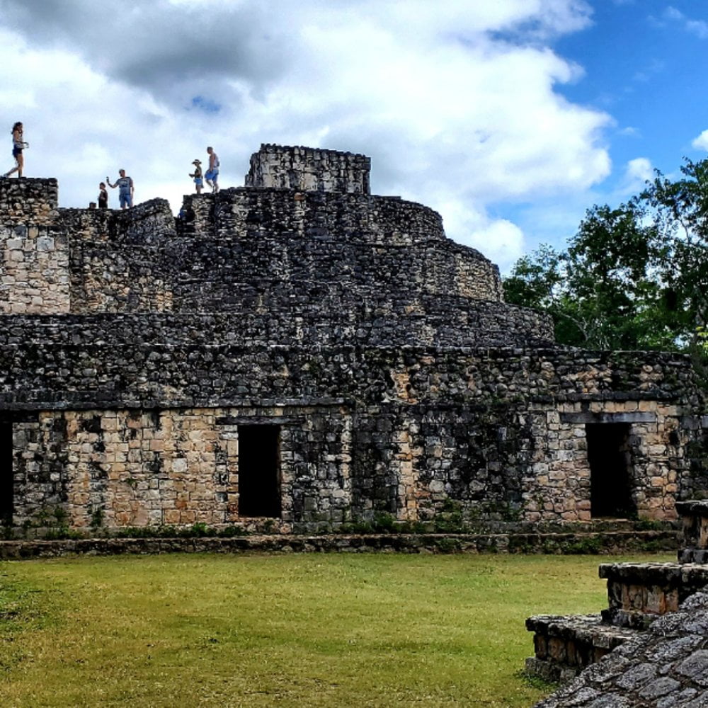 Mayan temples in Yucatán photo for 360 MAGAZINE article by Vaughn Lowery.