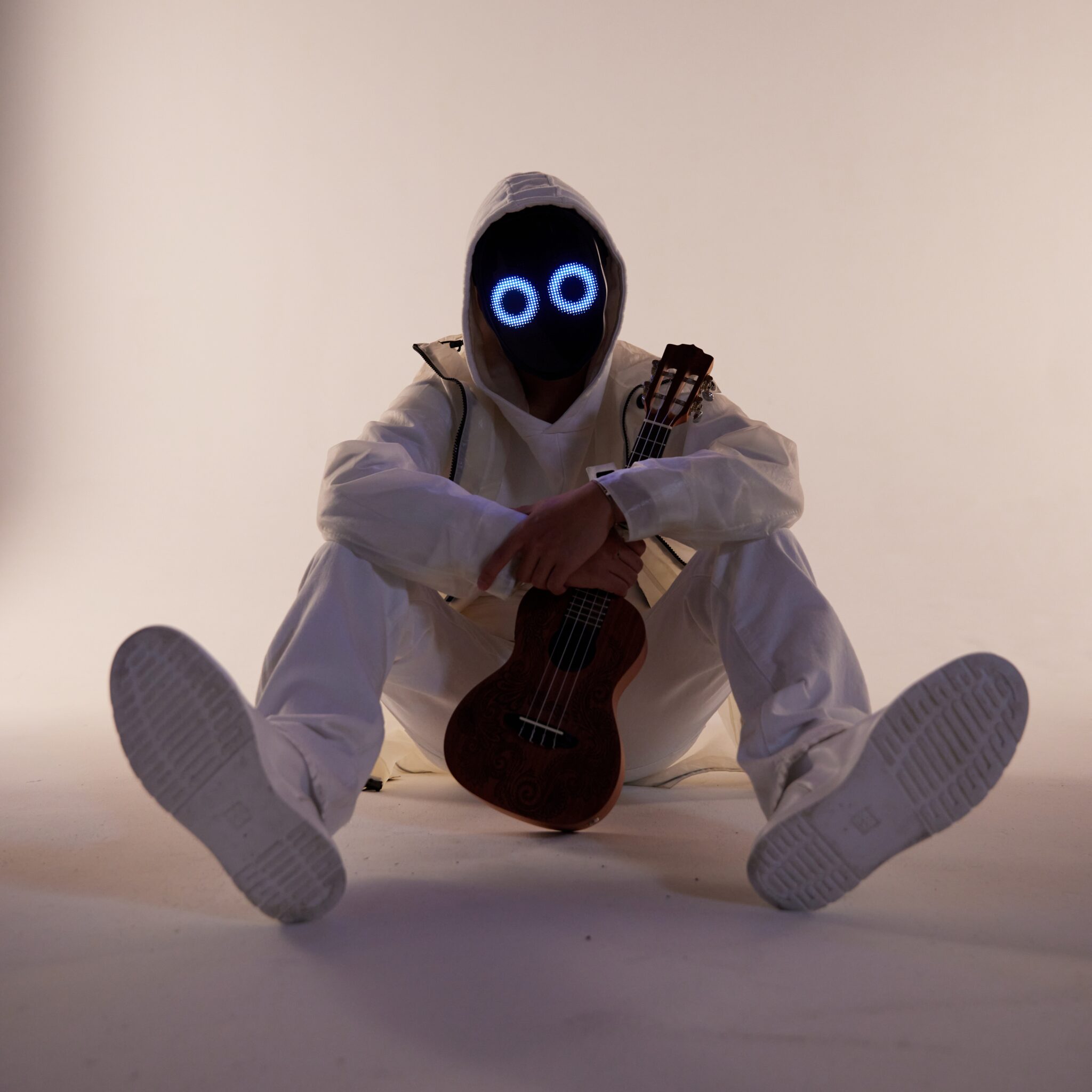 BoyWithUke Tour 360 MAGAZINE GREEN DESIGN POP NEWS