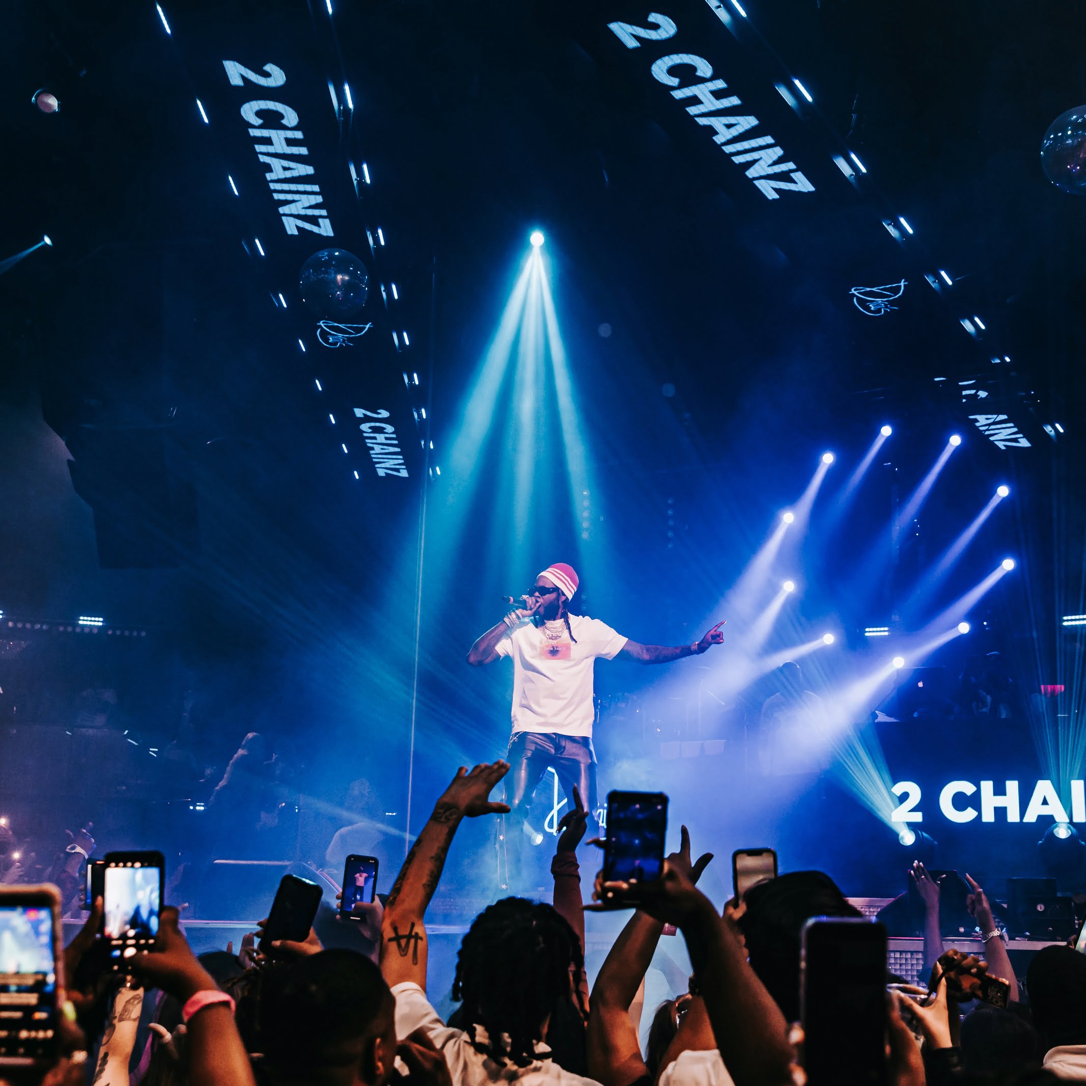 2 Chainz at Drais via Radis Denphutaraphrechar for use by 360 Magazine