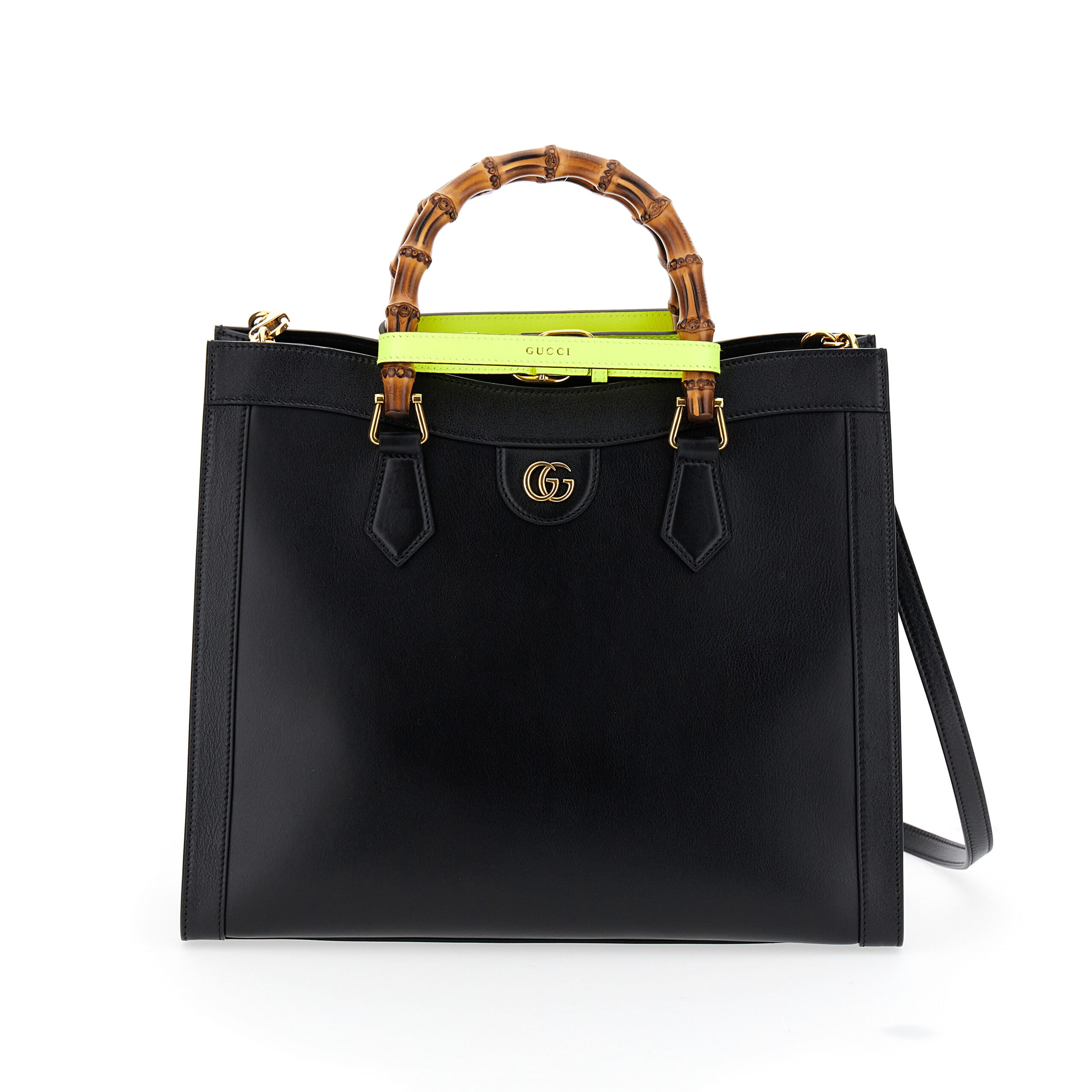 Gucci Diana tote bag image via Rachael Cortese for use by 360 MAGAZINE