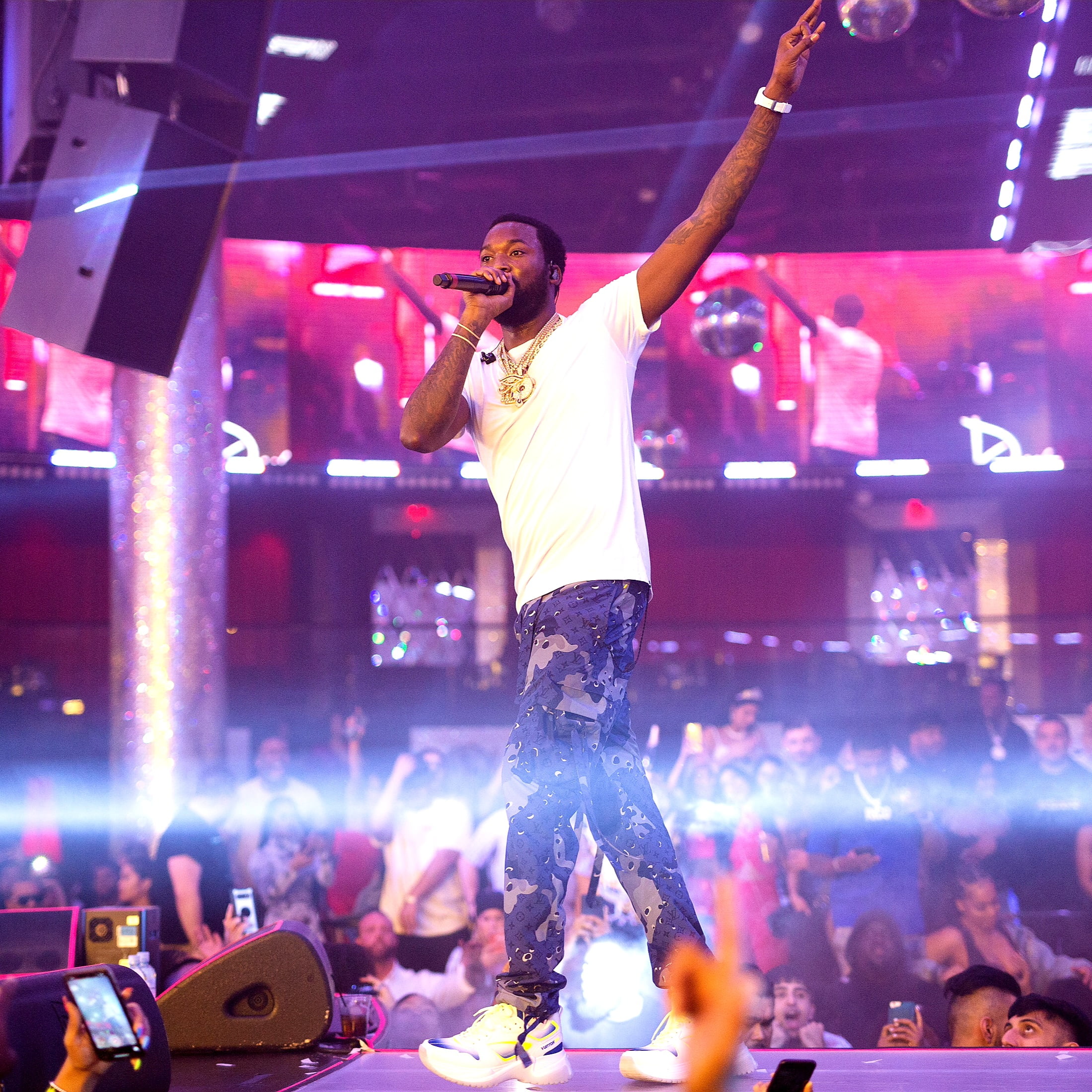 Meek Mill in Vegas covered by 360 MAGAZINE