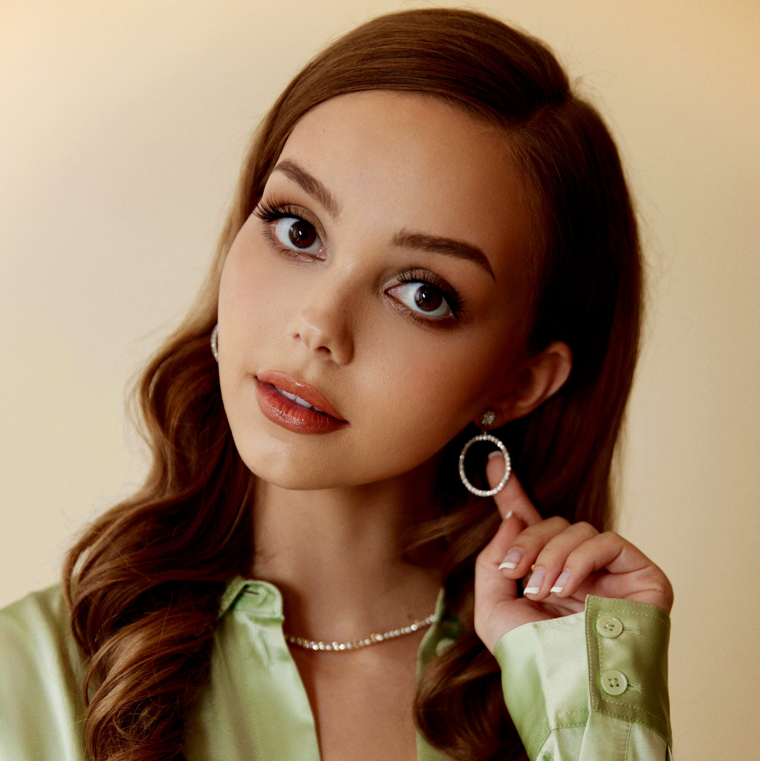 Nickelodeon star Savannah Lee May speaks to 360 MAGAZINE