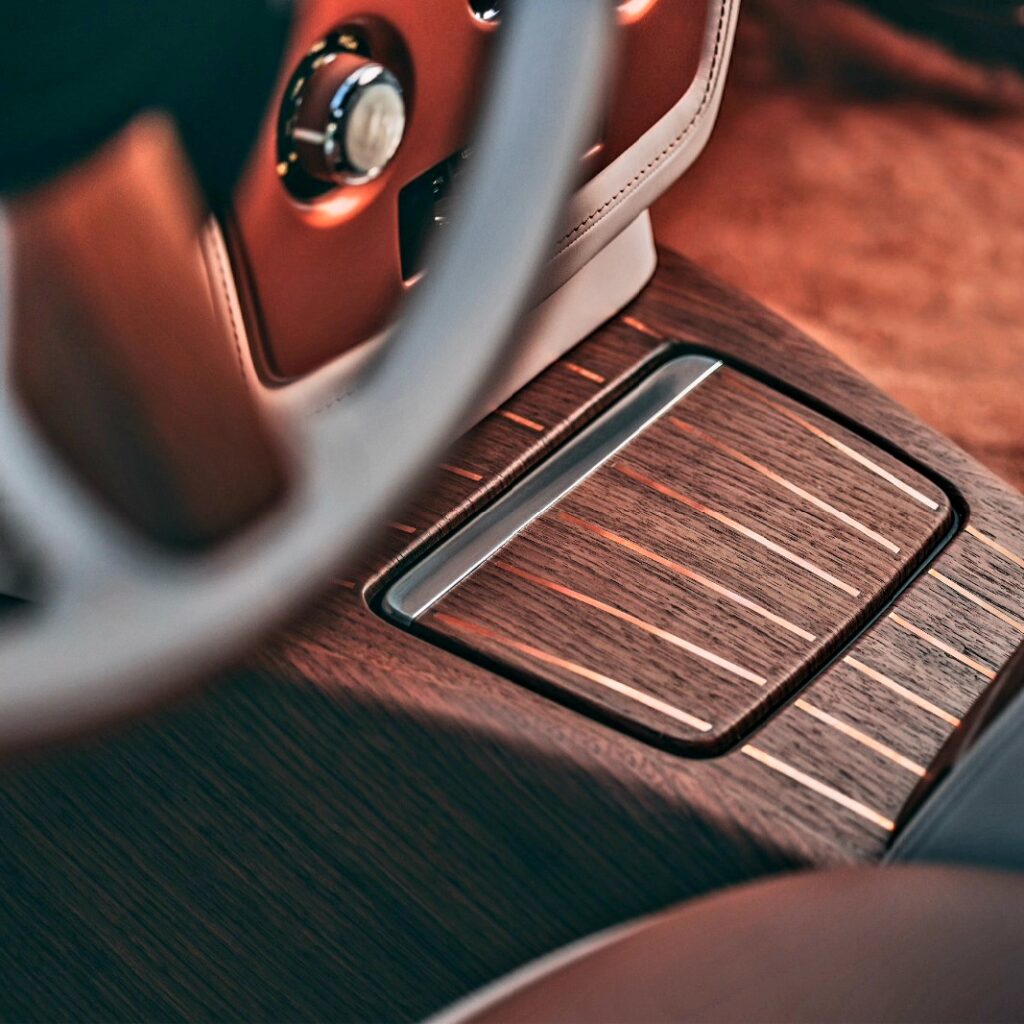 Rolls-Royce interior via Gerry Spahn for Rolls-Royce for use by 360 Magazine