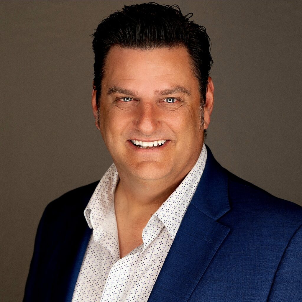 Sal DiGuardia chats with Vaughn Lowery from 360 MAGAZINE