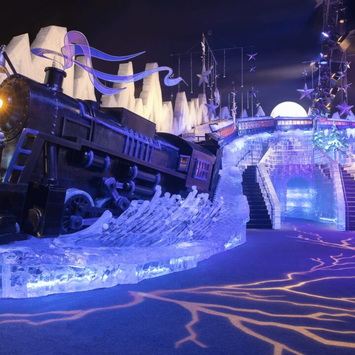 The Polar Express Slide Room via Gaylord Hotels for use by 360 MAGAZINE