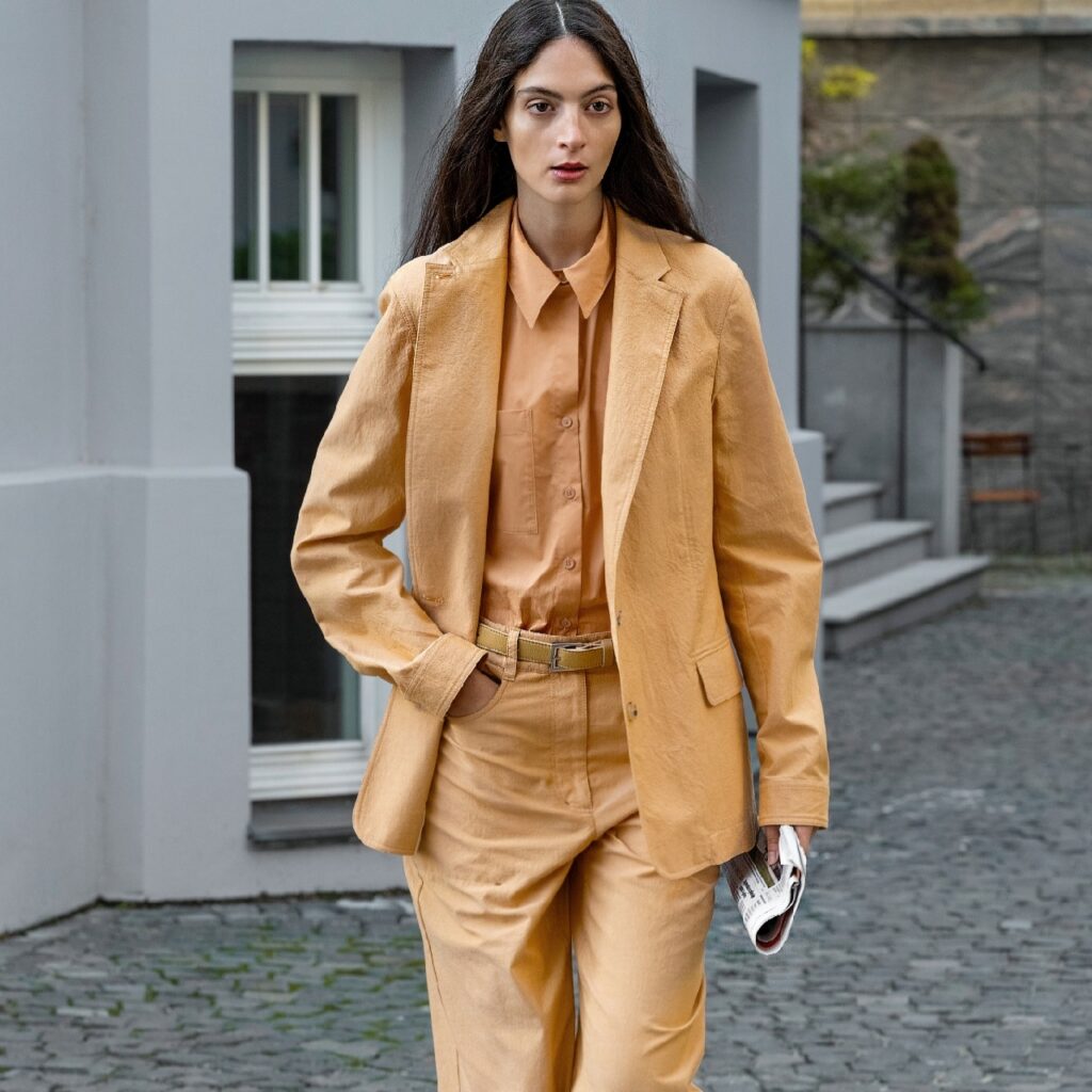 NEHERA SS23 Show Package in 360 MAGAZINE.