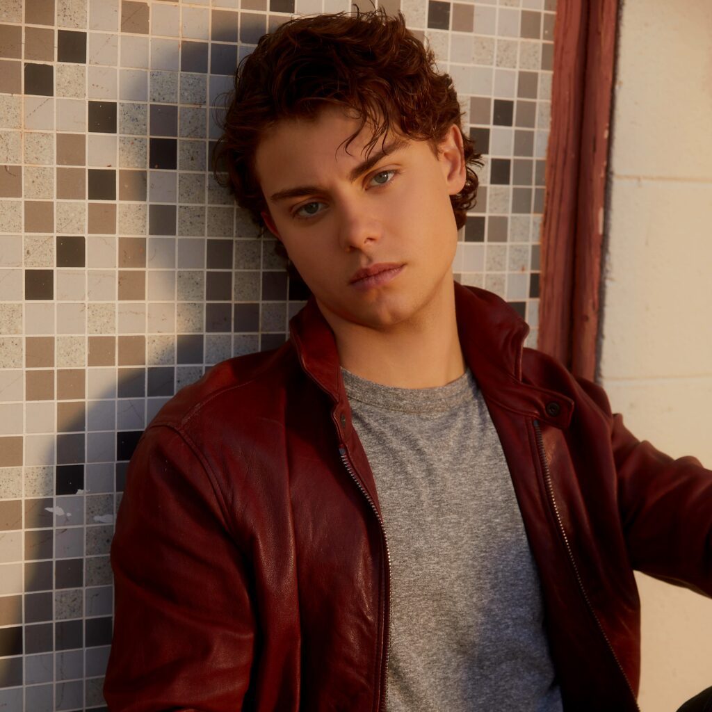 Carson MacCormac stars in Netflix thriller film Luckiest Girl Alive via 360 MAGAZINE.