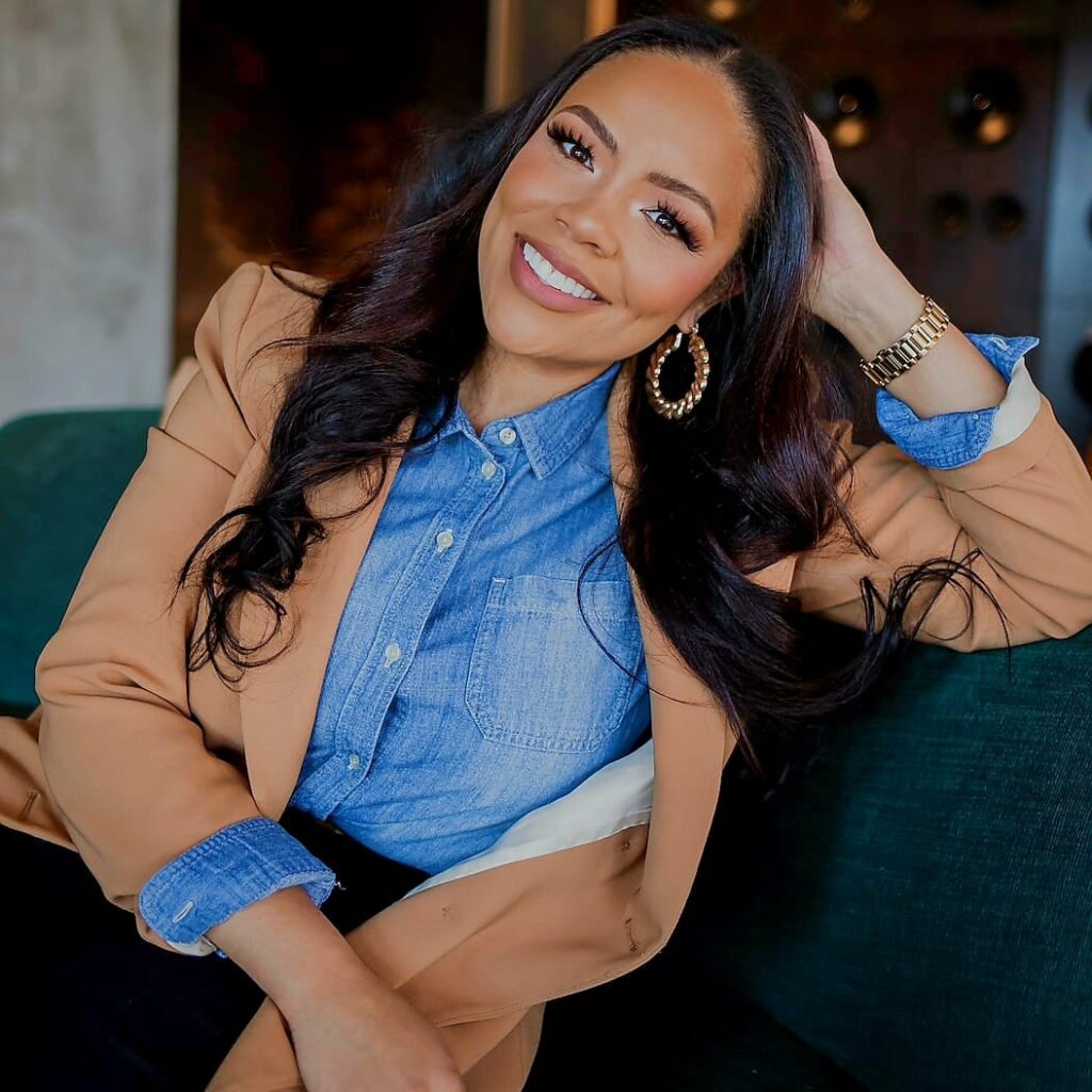 HGTV host & DIY expert Lauren Makk via 360 MAGAZINE.