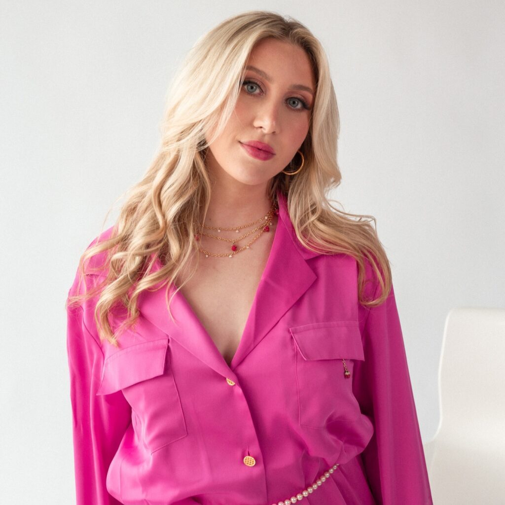 Carly Weinstein via 360 MAGAZINE