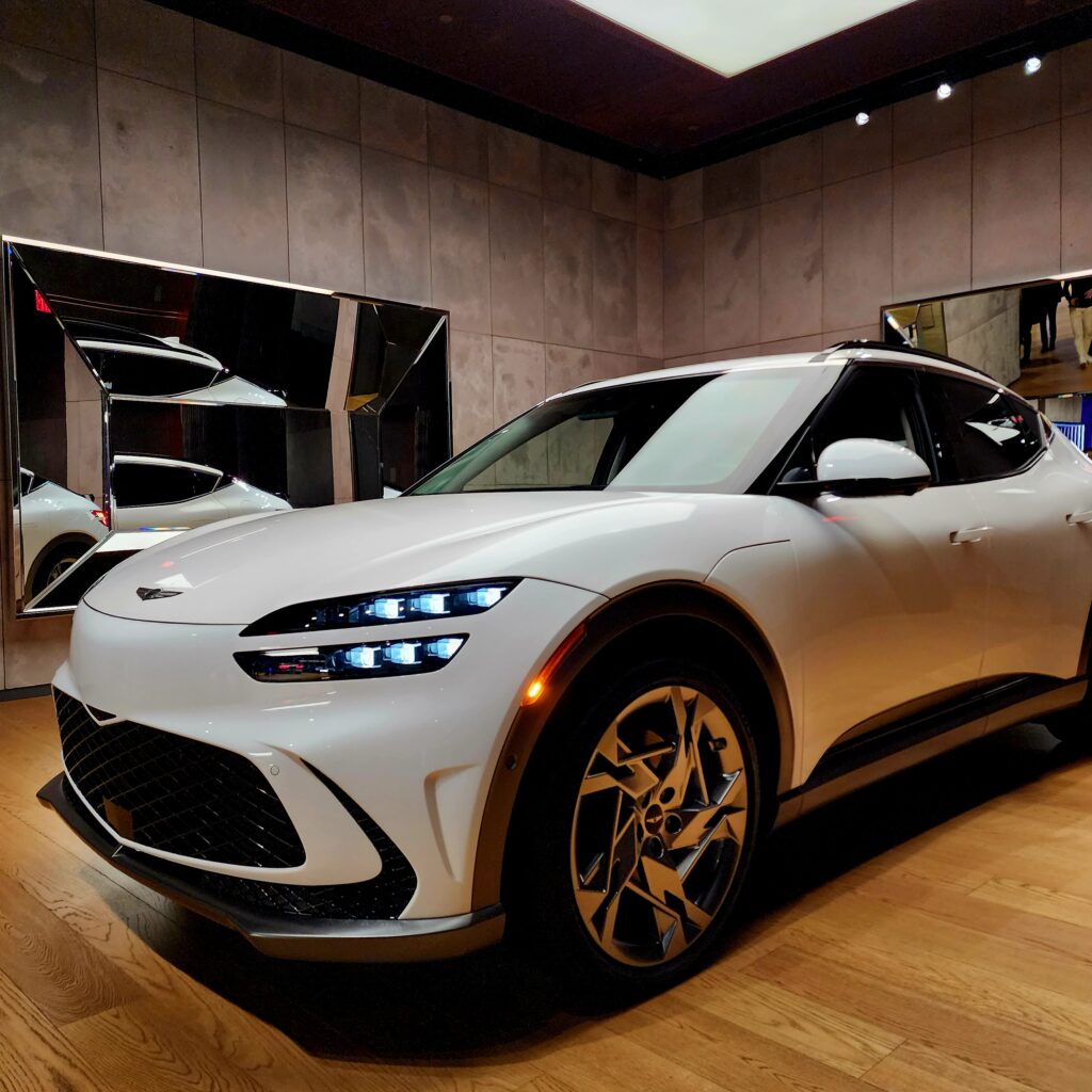 Genesis Motor and High Line Winter Lights presentation via 360 MAGAZINE.