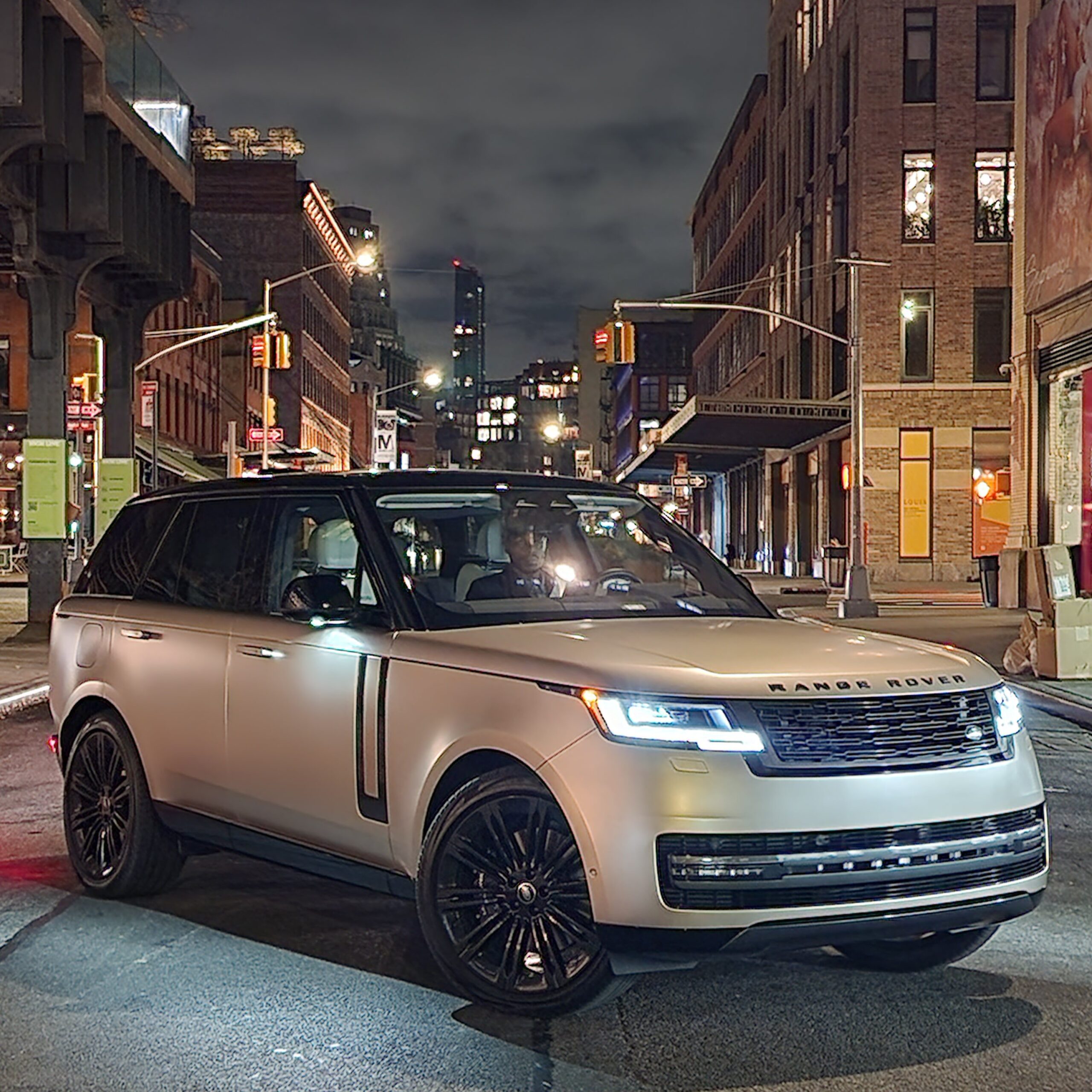 2022 Range Rover P530 First Edition activation in meatpacking district via 360 MAGAZINE.