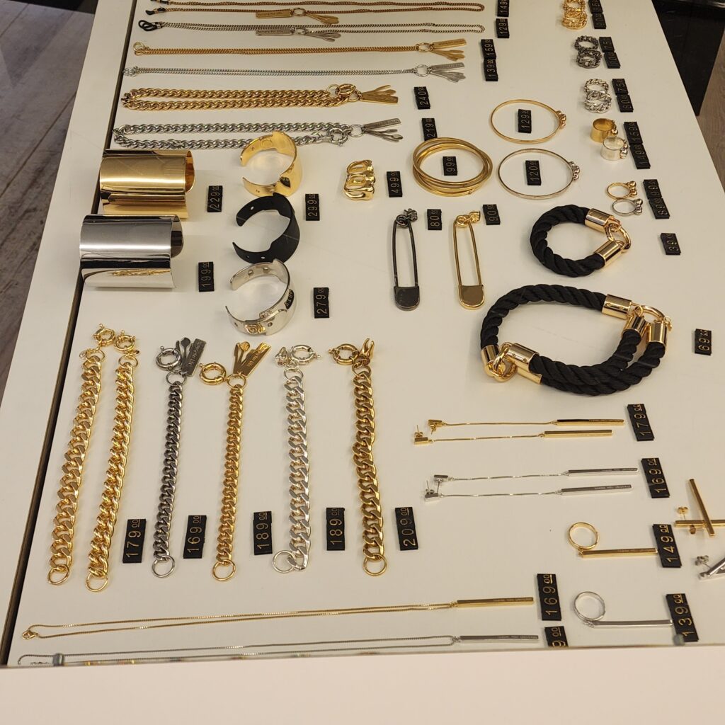 Esther Perbandt (Making the Cut) in Berlin via 360 MAGAZINE.