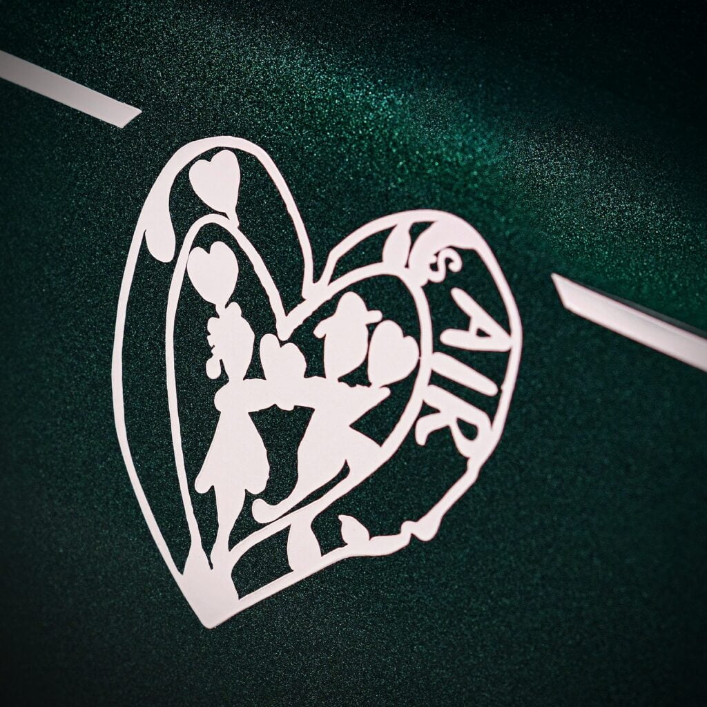 ROLLS-ROYCE × SACHA JAFRI art installation ROLLS-ROYCE × SACHA JAFRI art activation in Dubai via 360 MAGAZINE.