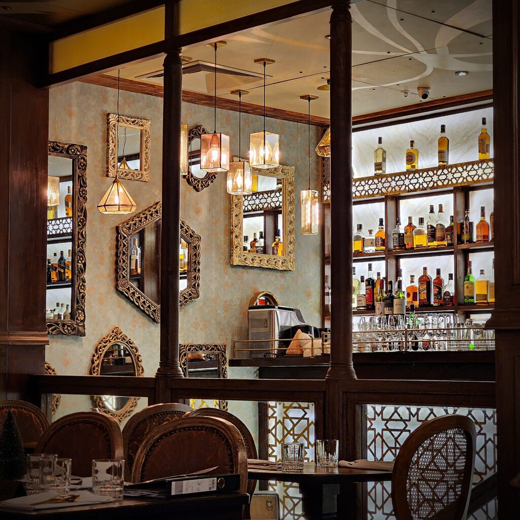 Curry Club Frankfurt is a gorgeous and romantic dining experience via 360 MAGAZINE. 