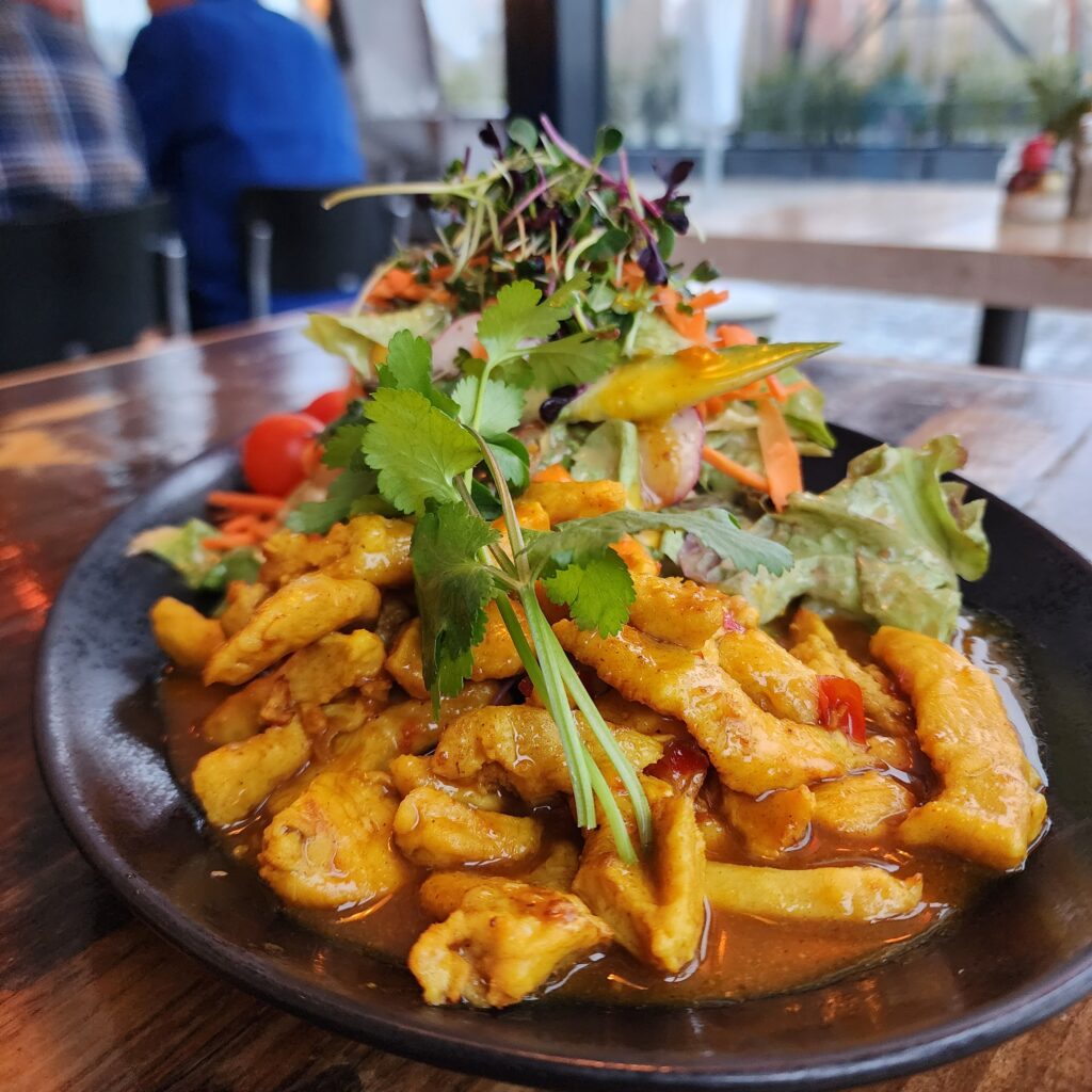 Oosten Frankfurt is a port restaurant with delicious food via 360 MAGAZINE, photographed by Vaughn Lowery.