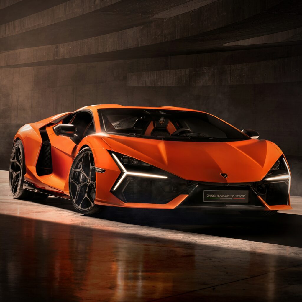 Lamborghini Revuelto: the first super sports V12 hybrid HPEV via 360 MAGAZINE.