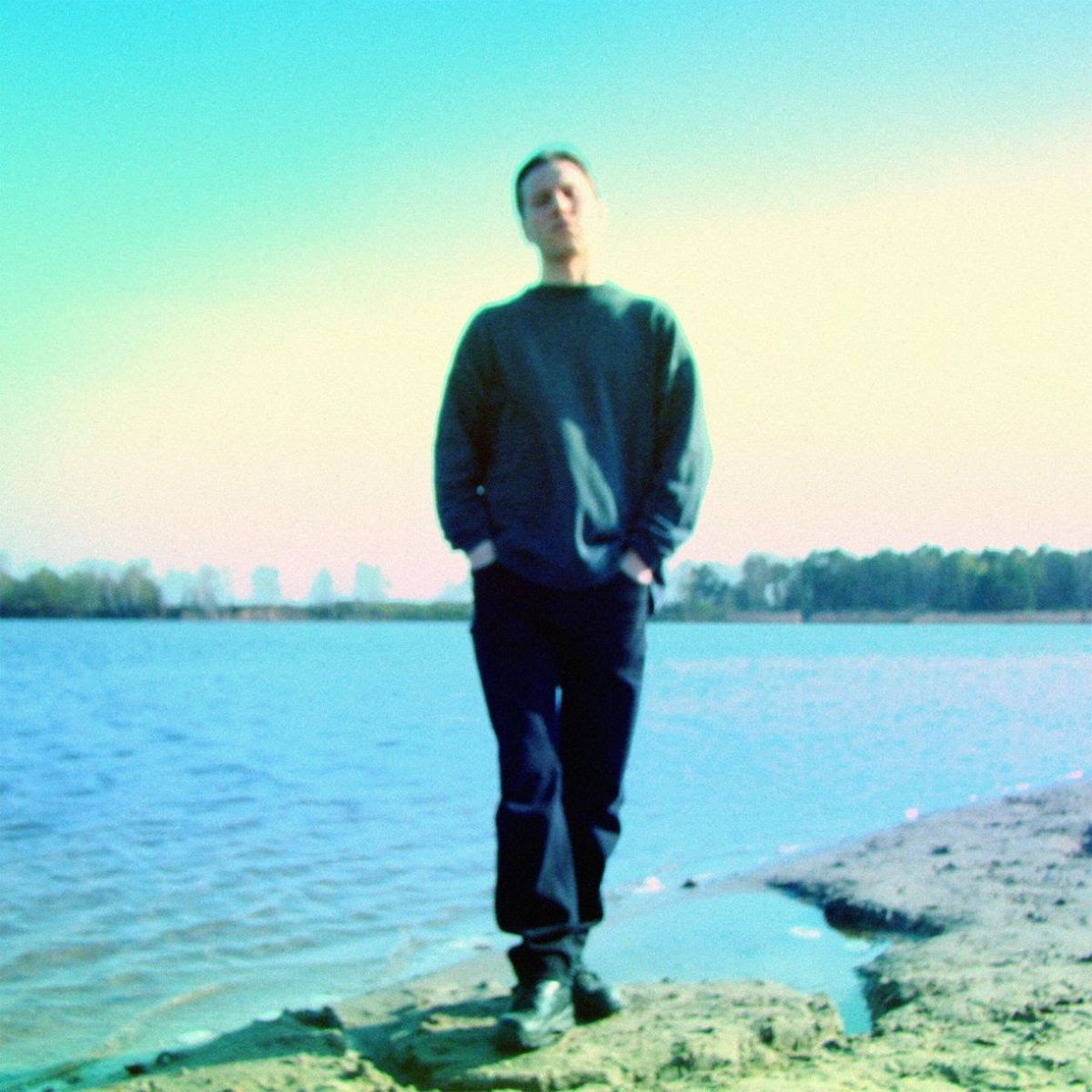 Florian Kupfer releases single ‘About U’ and album ‘Lifetrax II’ via 360 Magazine.
