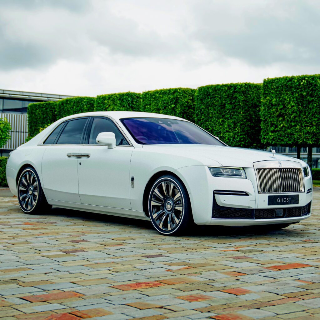 ROLLS-ROYCE MOTOR CARS PRESENTS CONTEMPORARY COMMISSIONS AT FESTIVAL OF SPEED via 360 MAGAZINE.