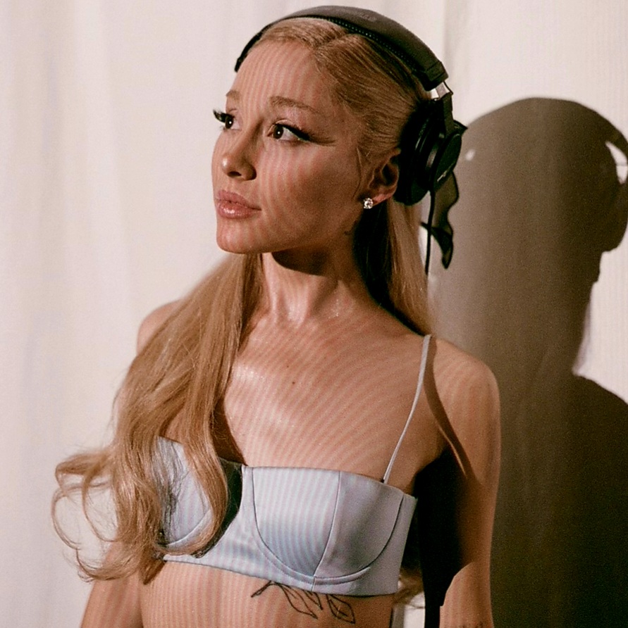 Ariana Grande celebrates a decade of her multi-platinum chart-topping full-length debut, Yours Truly, with the digital release of Yours Truly Deluxe Edition via 360 MAGAZINE.