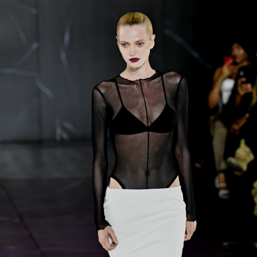 Naomi Campbell presents PrettyLittleThing nyfw presentation via 360 MAGAZINE.