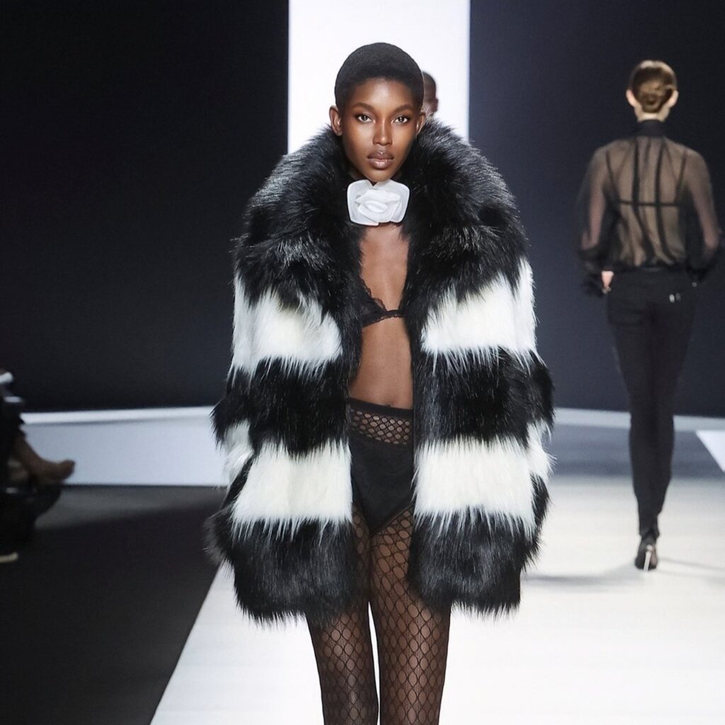 Dolce&Gabbana SS24 WOMAN via 360 MAGAZINE.