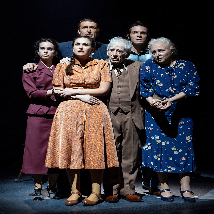 Shows family in the production "The Pianist"