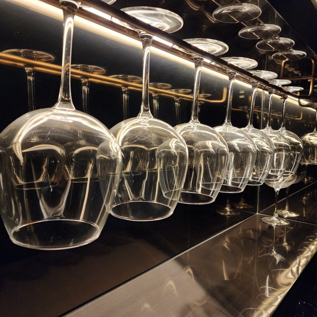 ET online Golden Globes red carpet coverage via 360 MAGAZINE.