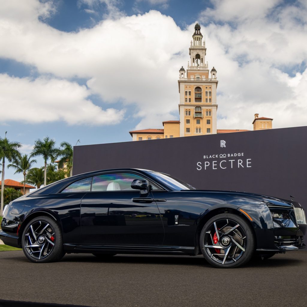 ROLLS-ROYCE BLACK BADGE SPECTRE MAKES NORTH AMERICAN DEBUT AT MODA MIAMI via Vaughn Lowery's 360 Magazine.