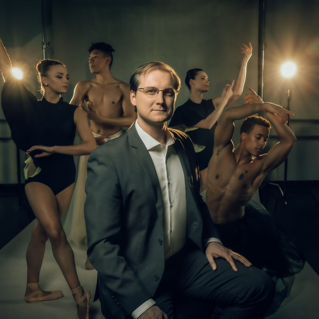 Nashville Ballet photographed by Nick Mullinkin via Vaughn Lowery's 360 MAGAZINE.