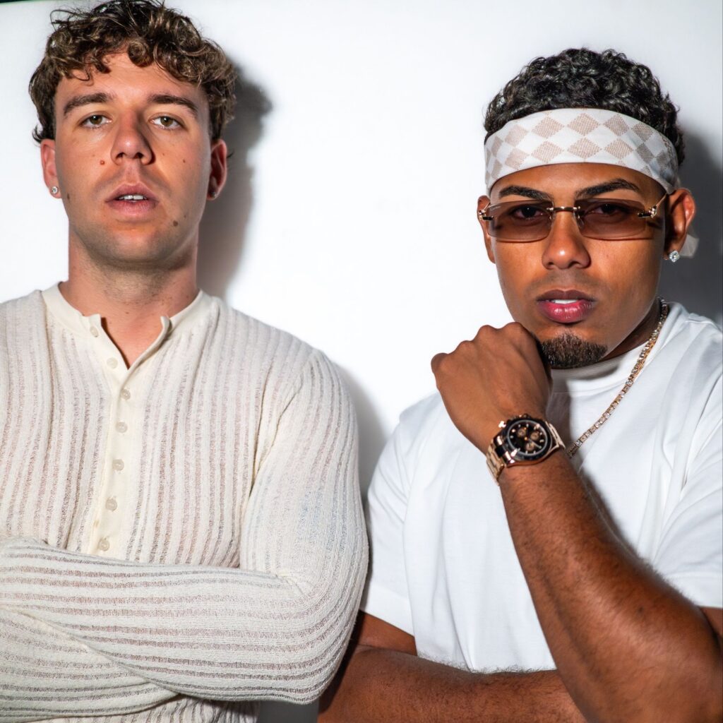 Myke Towers releases new video for SOLEAO via 360 MAGAZINE.