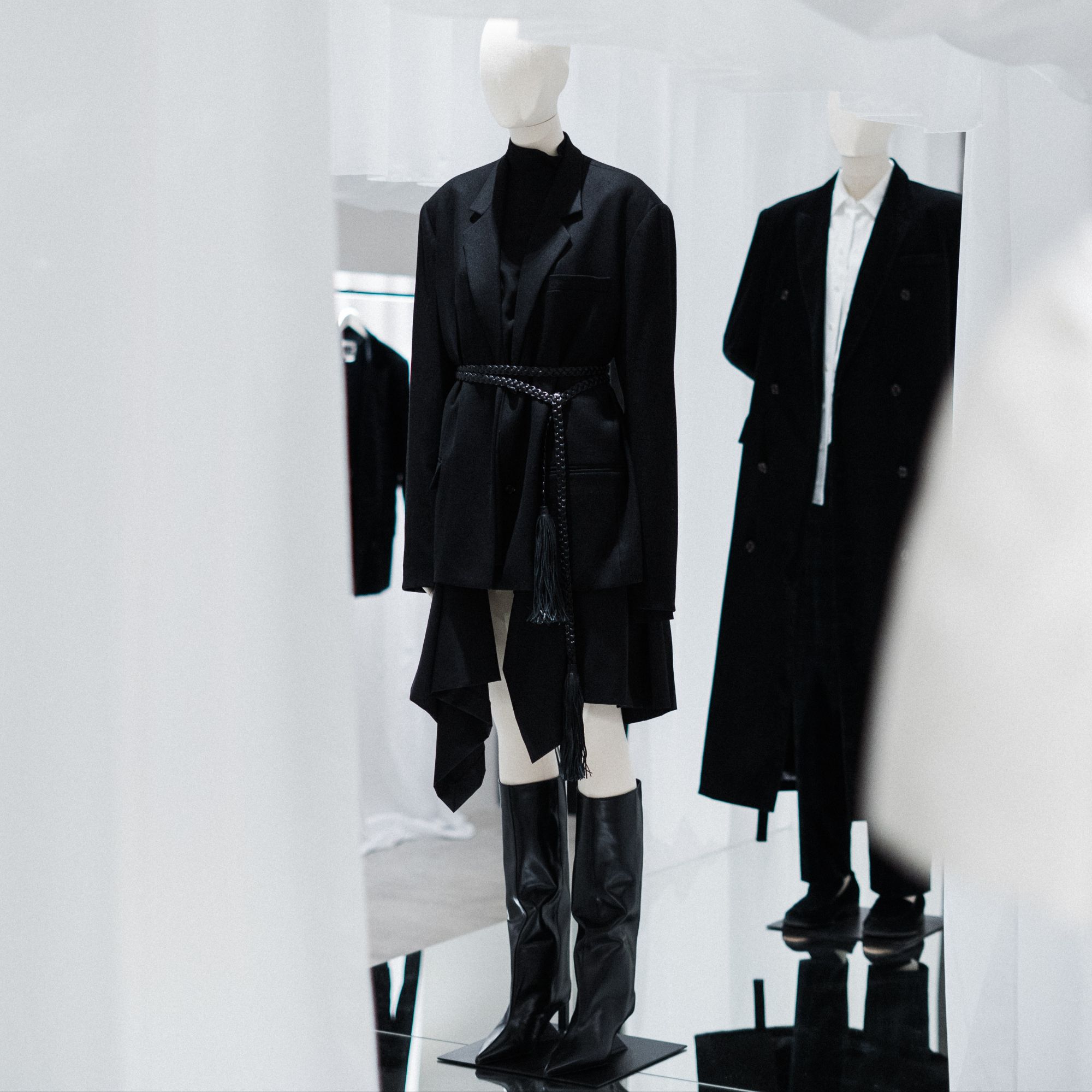 LuisaViaRoma & EENK celebrate the launch of the Fall-Winter 2025 Collection via Vaughn Lowery's 360 MAGAZINE.