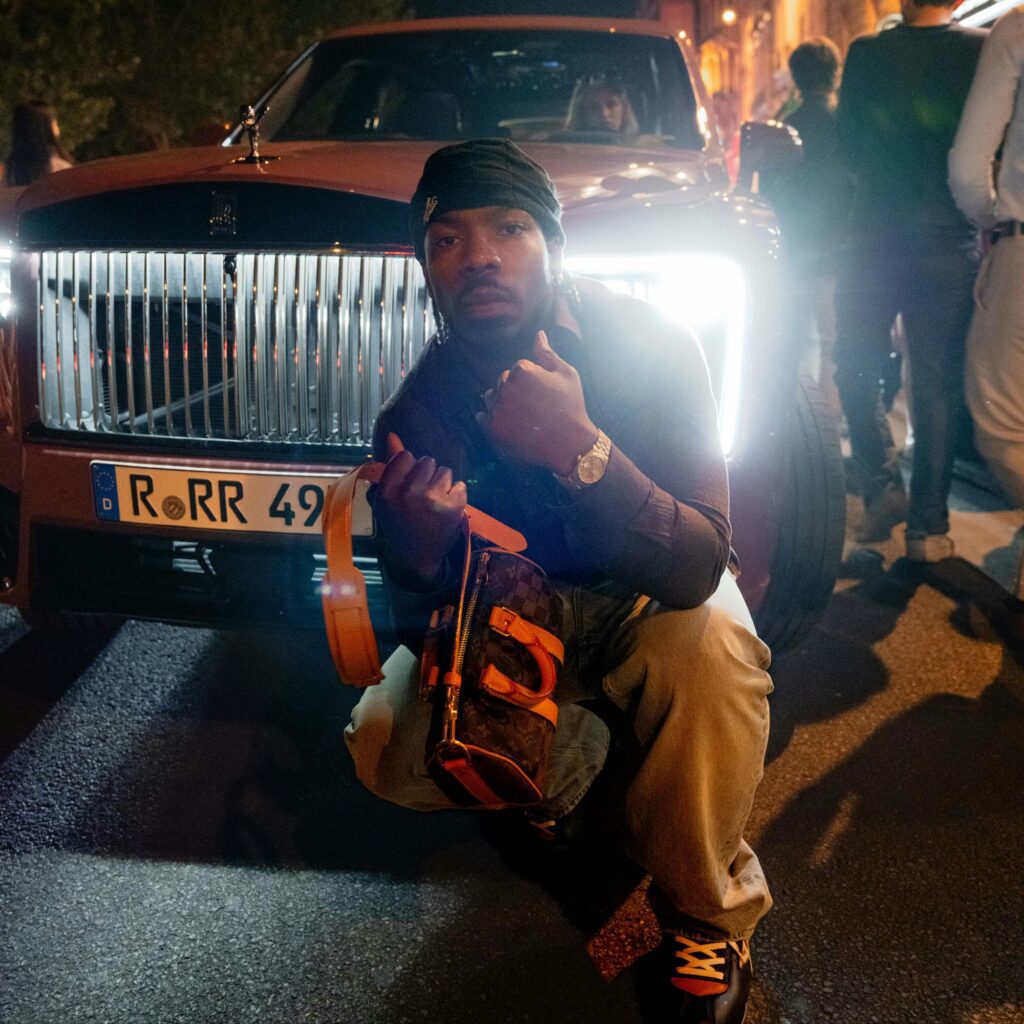 ROLLS-ROYCE CAPTIVATES AT PARIS FASHION WEEK via Vaughn Lowery's 360 MAGAZINE.