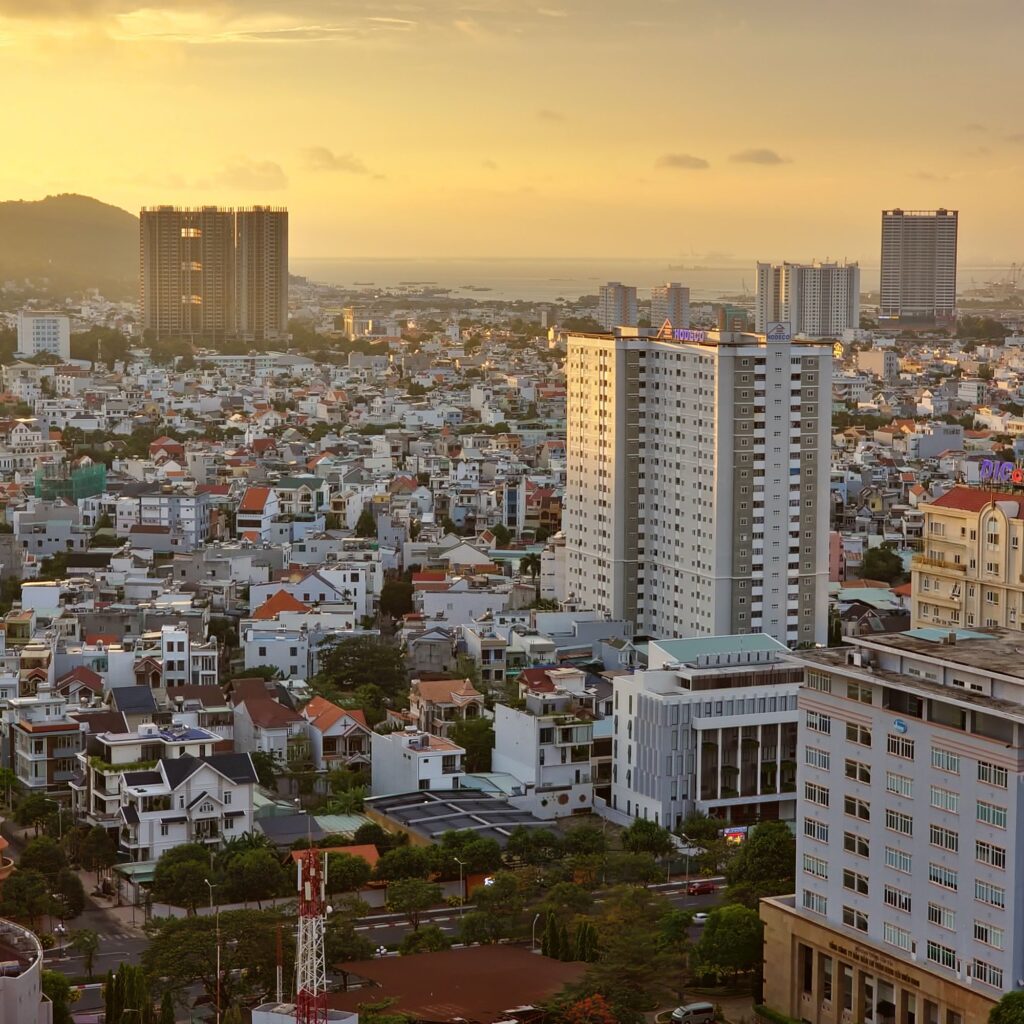 Vaughn Lowery Photography of Vung Tau Vietnam via 360 MAGAZINE. 