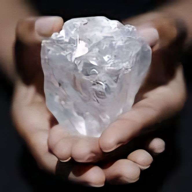 Lesedi la Rona diamond, 1, 109-carat rough stone found in Botswana, November 2015. Photo: Seth Wenig / AP via 360 MAGAZINE.