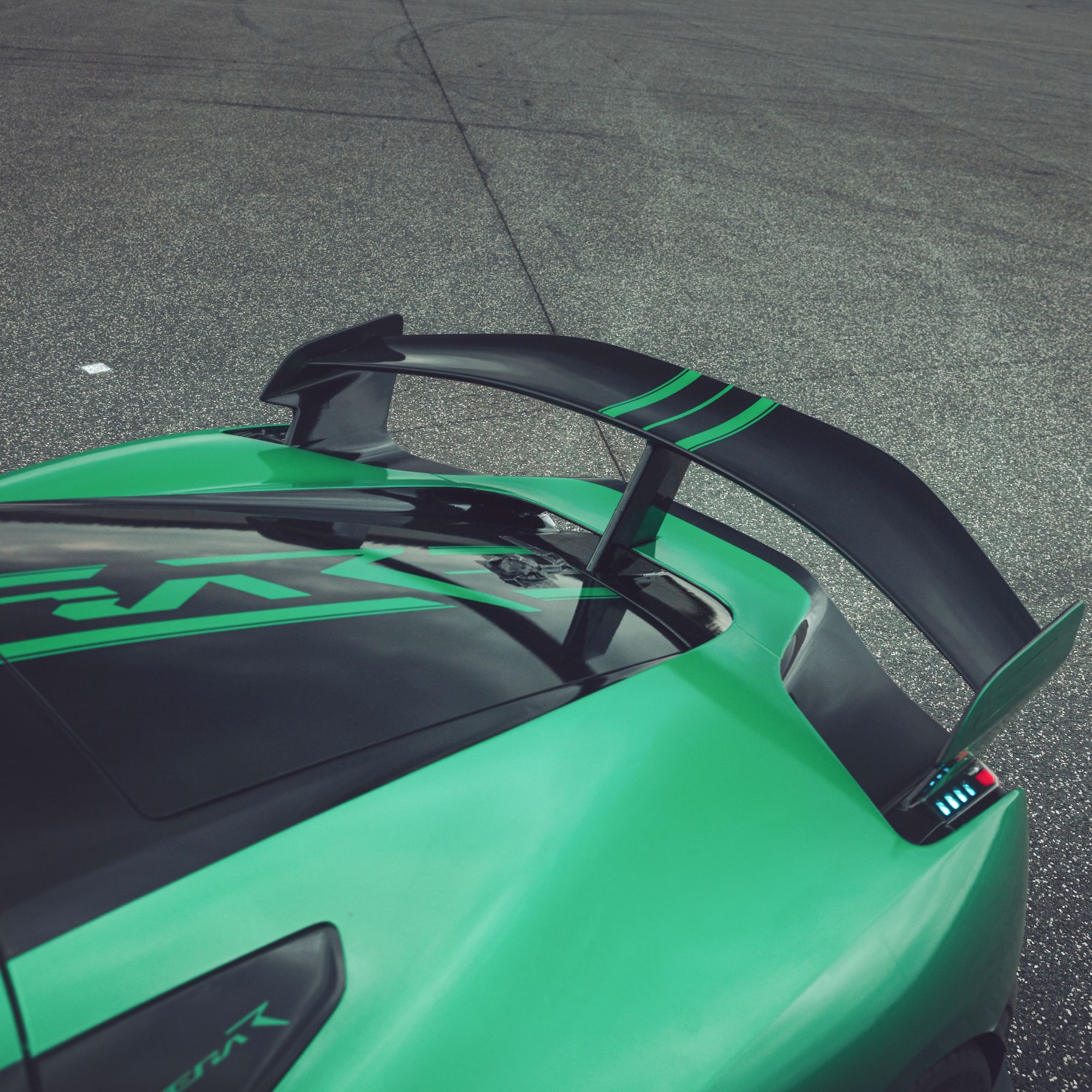 Rimac Nevera R Becomes New 0-400-0 Champion and Sets 24 Performance Records via 360 MAGAZINE.