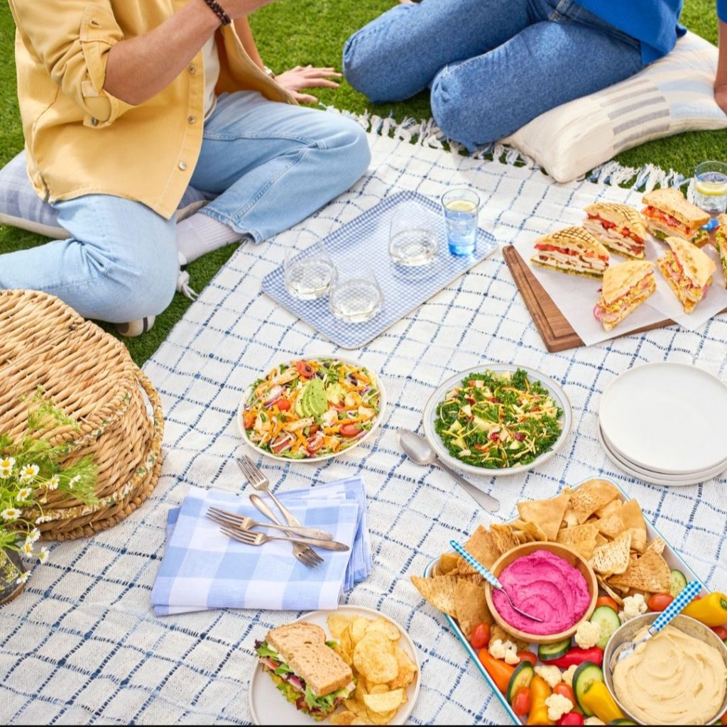 Mendocino Farms opens in Chicago via 360 MAGAZINE.