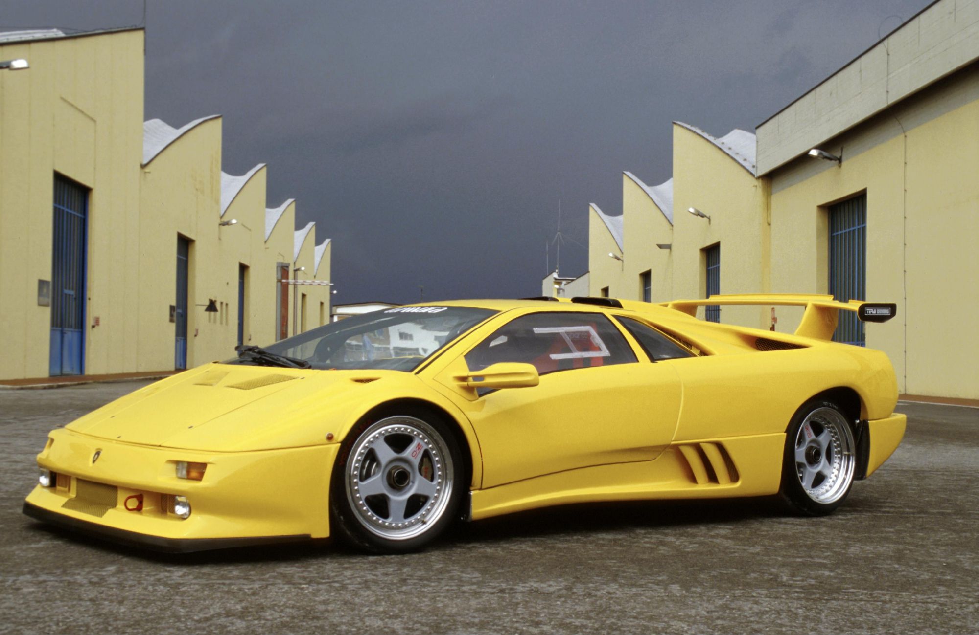 Lamborghini Diablo: celebrating 35 years of an icon via Vaughn Lowery's 360 MAGAZINE. 