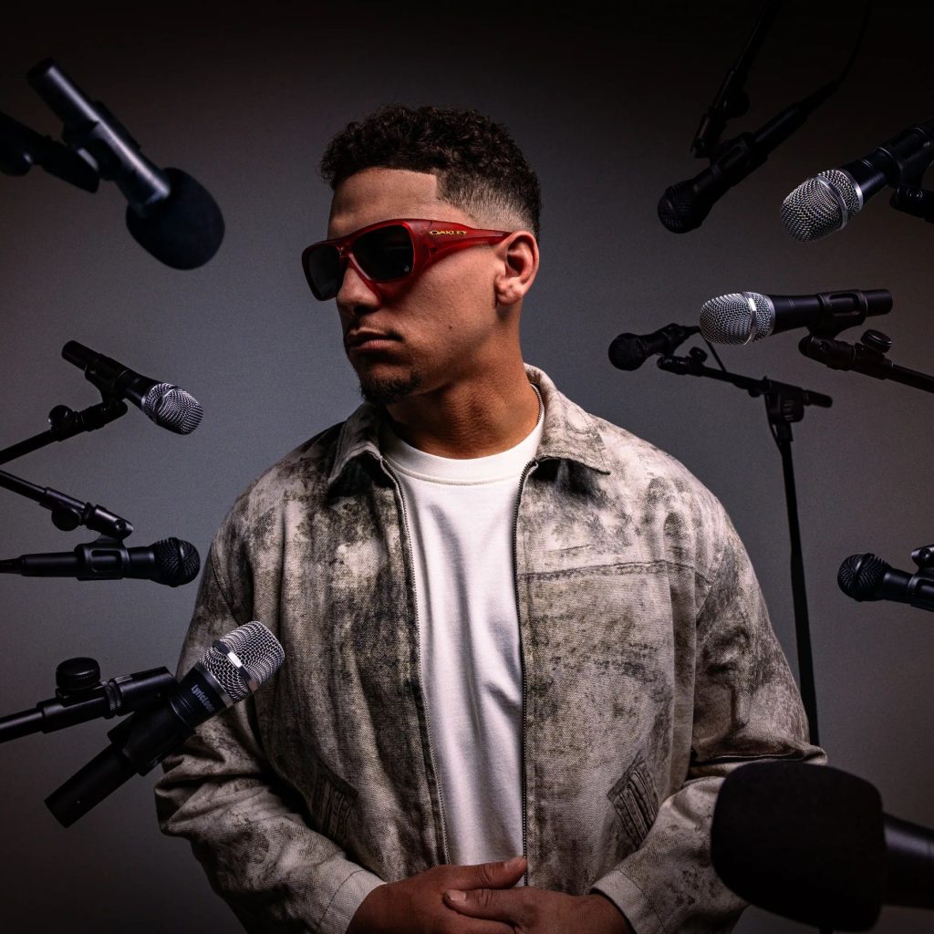 OAKLEY® + PATRICK MAHOMES II UNVEIL NEW SIGNATURE SERIES COLLECTION via 360 MAGAZINE.