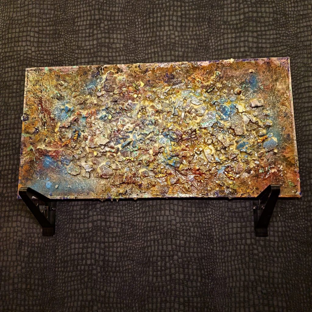 Interior design article, featuring artworks by Vaughn Lowery via 360 MAGAZINE.